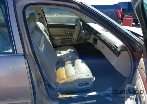 1998 Cadillac Deville Standard z USA, uszkodzony, nr VIN 1G6KD54YXWU789210